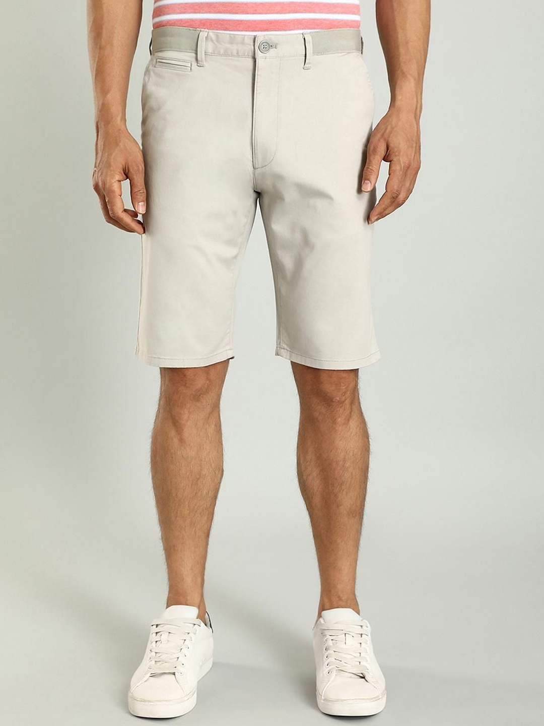 

Indian Terrain Men Slim Fit Mid-Rise Pure Cotton Chino Shorts, Beige