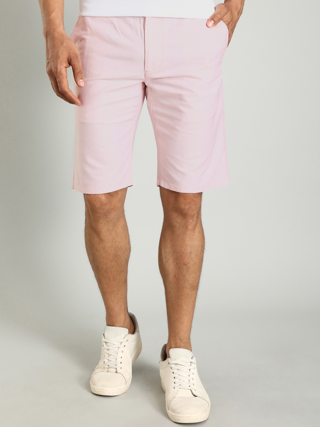 

Indian Terrain Men Slim Fit Mid-Rise Regular Cotton Shorts, Pink