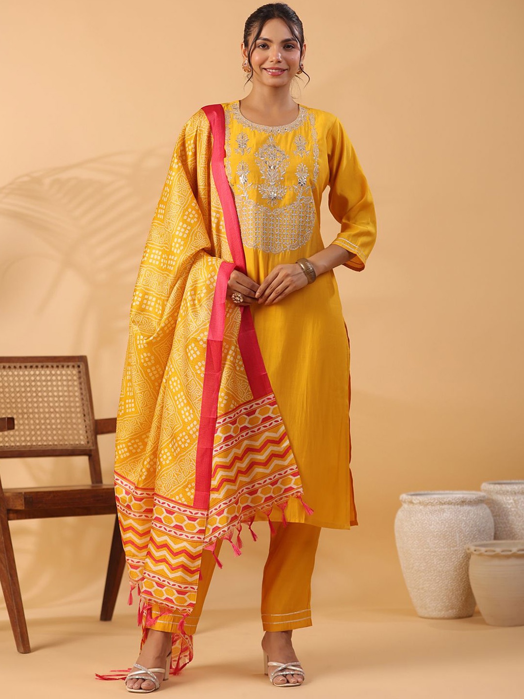 

AURIELLA Ethnic Motifs Embroidered Gotta Patti Straight Kurta With Trousers & Dupatta, Yellow