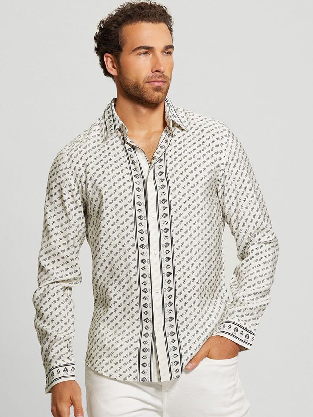 

GUESS Men Opaque Printed Casual Shirt, Off white