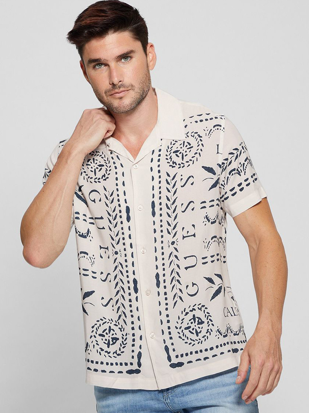 

GUESS Men Opaque Printed Casual Shirt, Off white