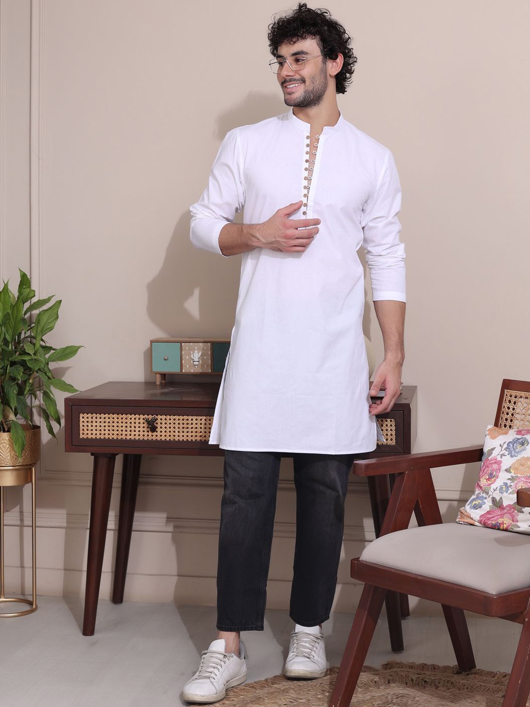 

MIDAV Mandarin Collar Cotton Straight Kurta, White