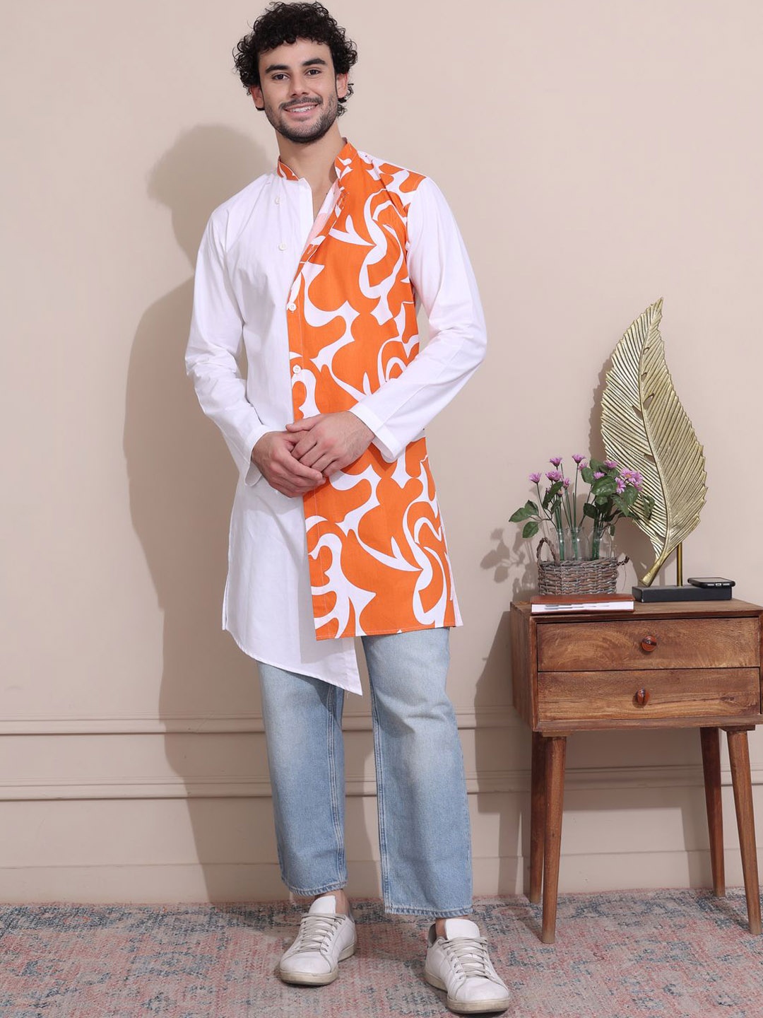 

MIDAV Abstract Printed Mandarin Collar Cotton Straight Kurta, Orange