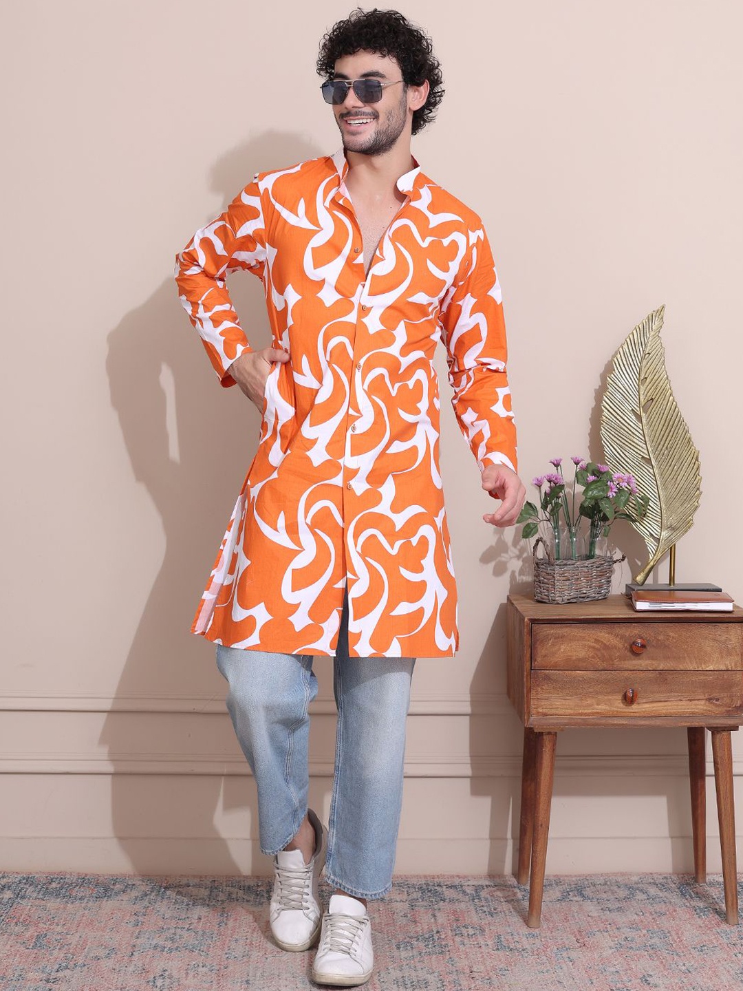 

MIDAV Abstract Printed Shirt Collar Cotton Straight Kurta, Orange