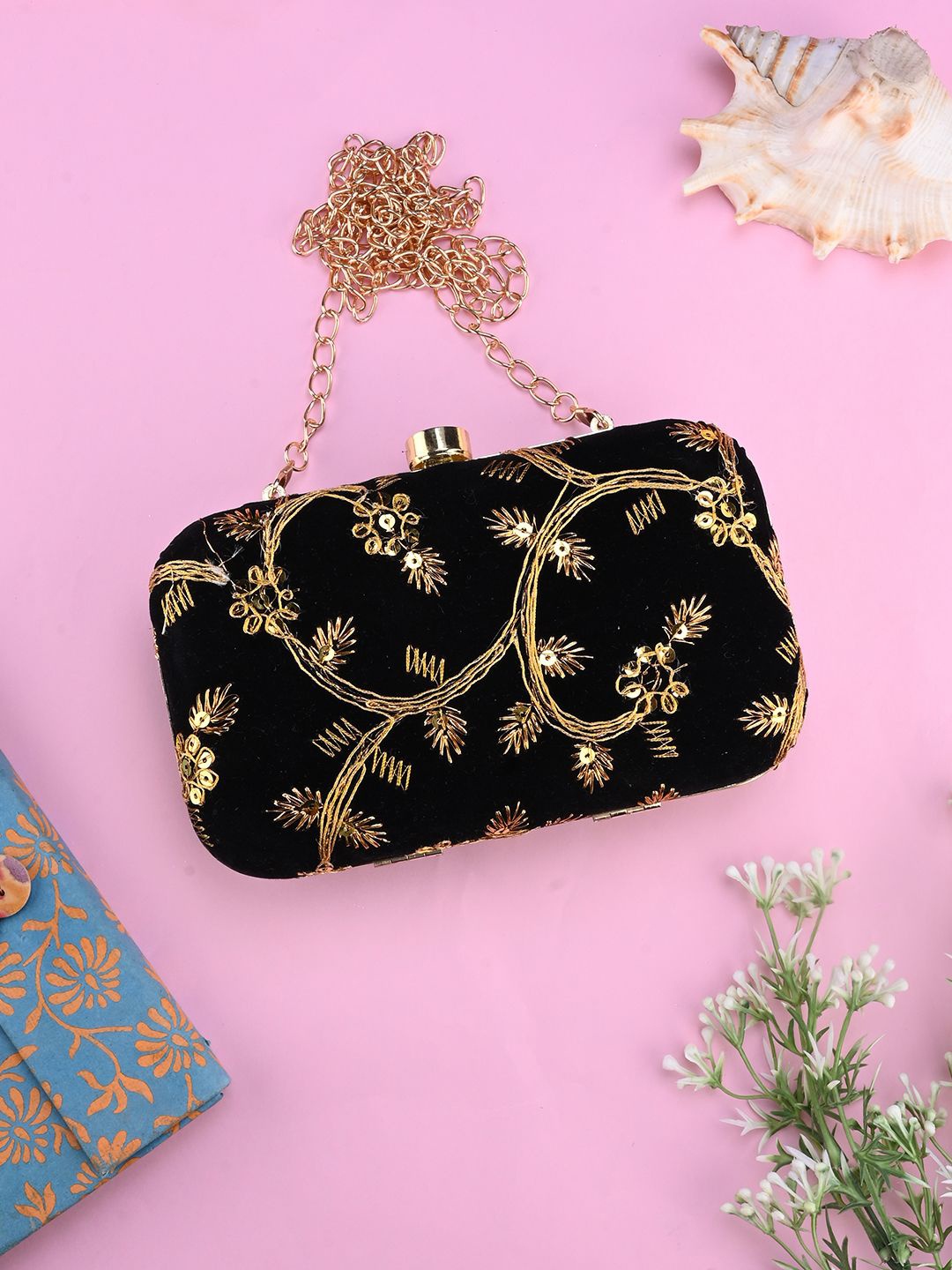 

DRASTR Embroidered Purse Clutch, Black