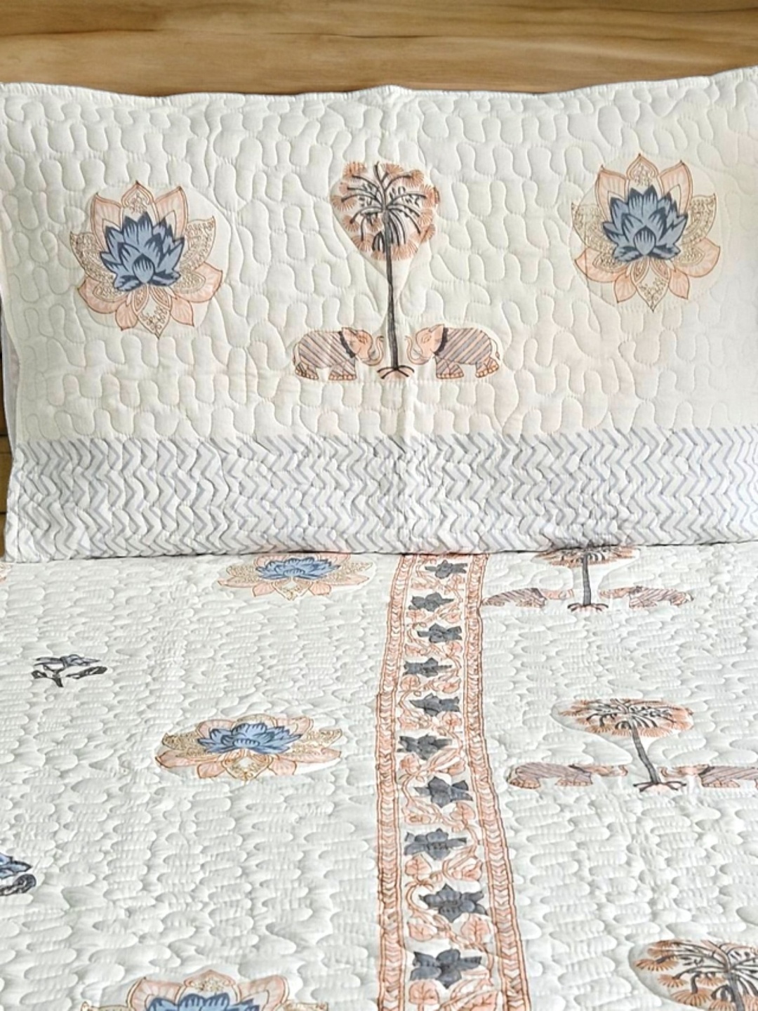 

Feels Like Home White Printed Pure Cotton King Bed Cover With 2 Pillow Covers