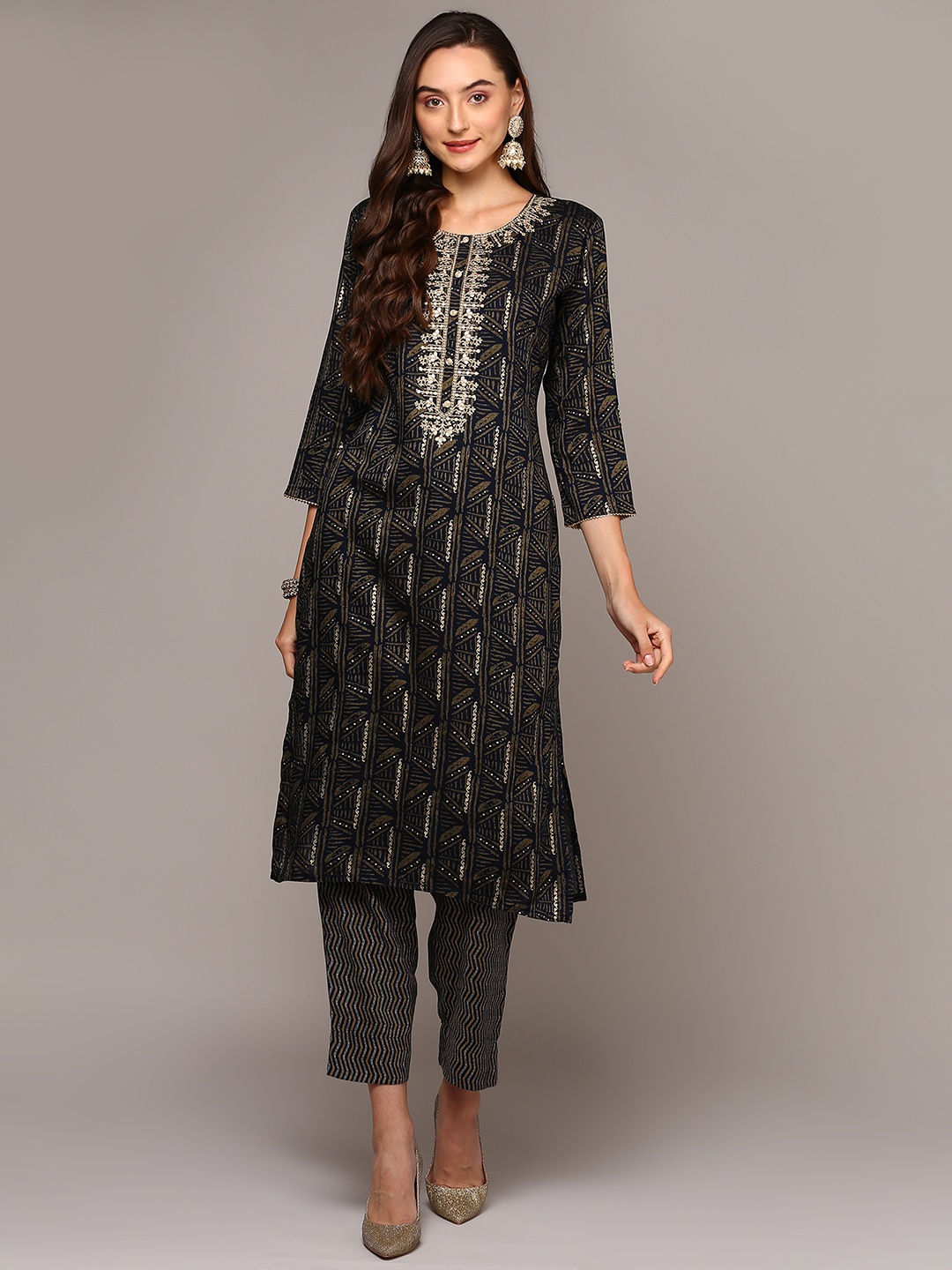 

KALINI Abstract Embroidered Thread Work Straight Kurta, Navy blue
