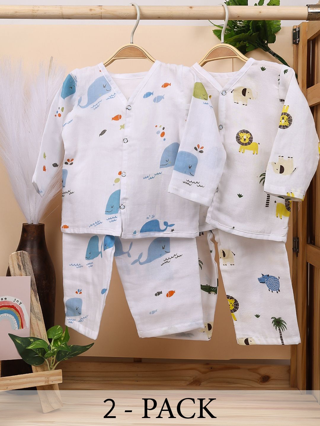 

Moms Home Pack Of 2 Printed Clothing Set, White