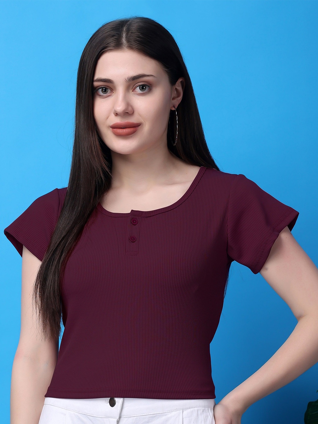 

Bitterlime Round Neck Solid Cotton Top, Burgundy