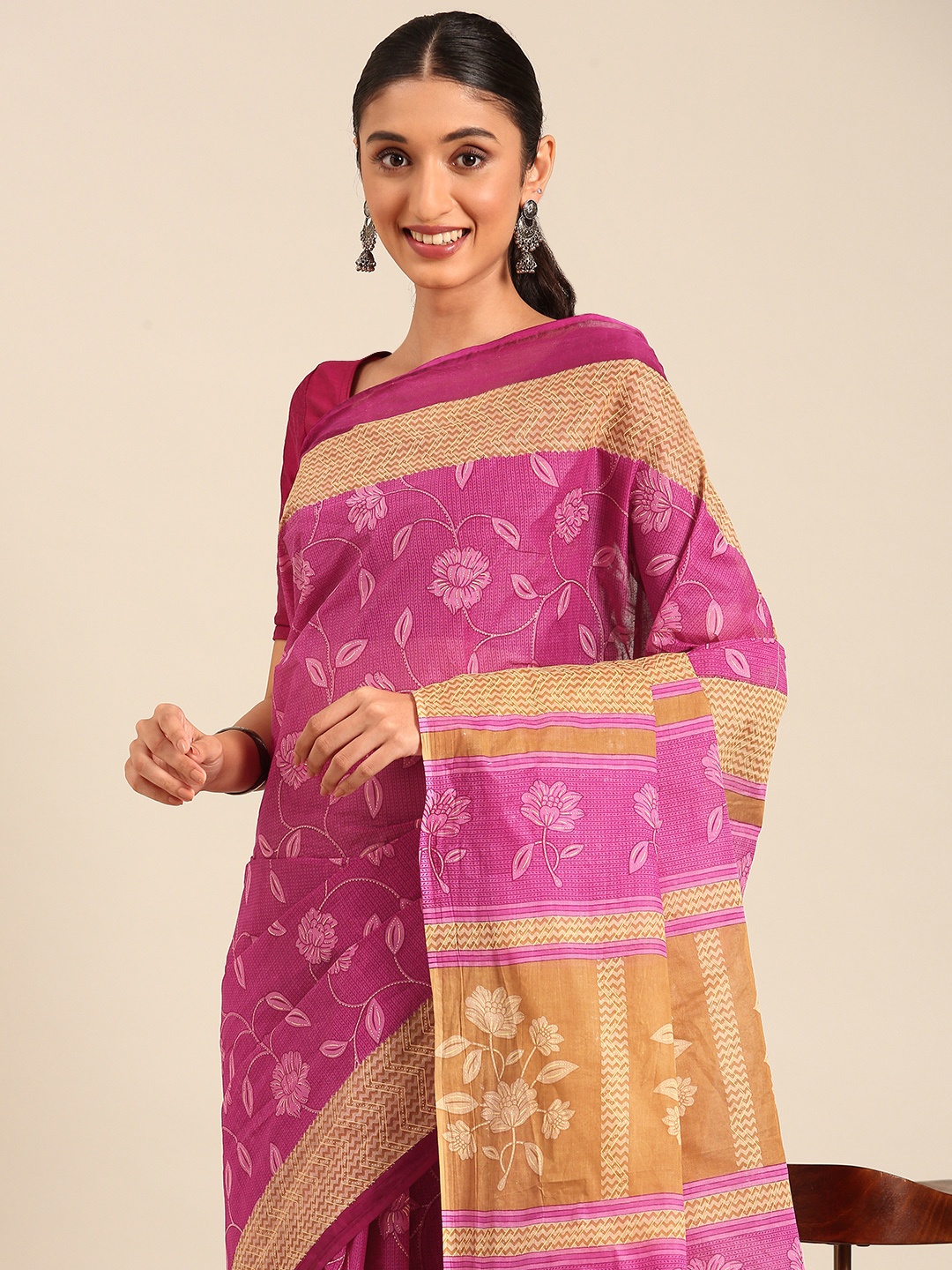 

SHANVIKA Floral Printed Pure Cotton Saree, Pink