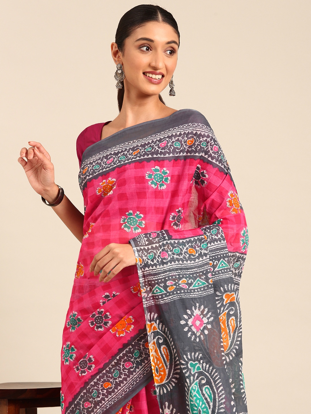 

SHANVIKA Checked Pure Cotton Saree, Pink