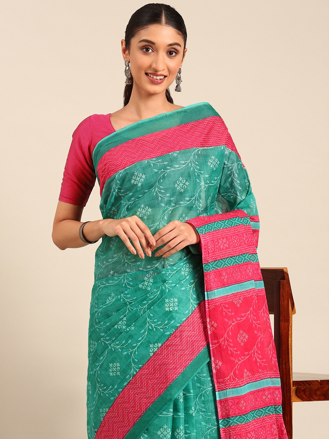 

SHANVIKA Floral Printed Pure Cotton Saree, Green