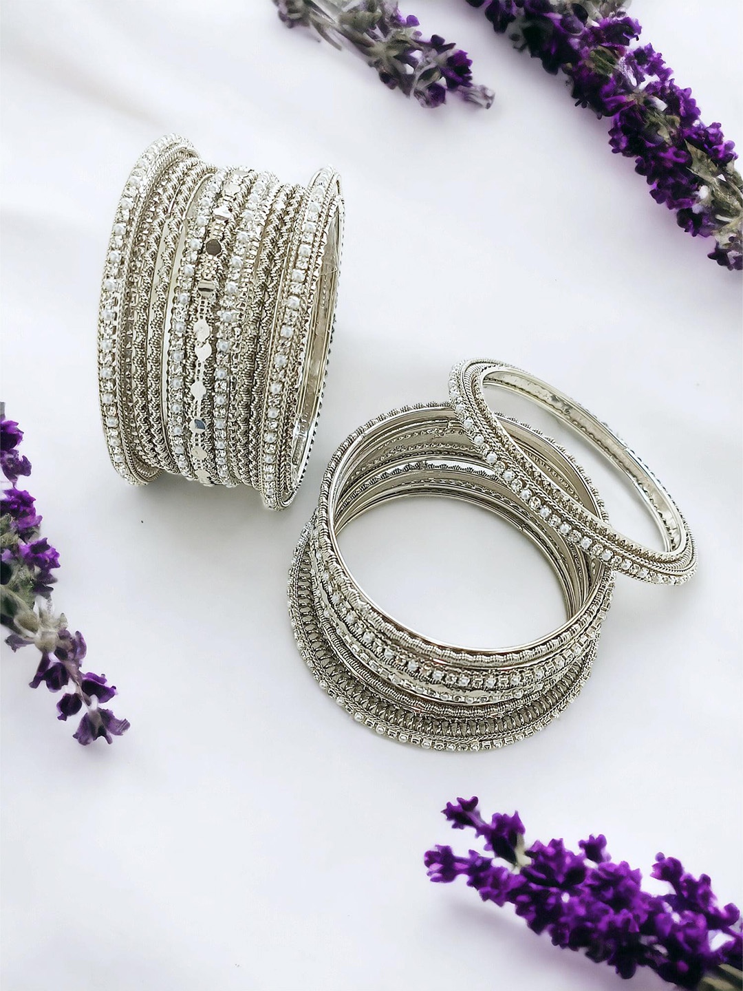 

FEMMIBELLA Set Of 14 Silver-Plated CZ Studded Oxidized Bangles