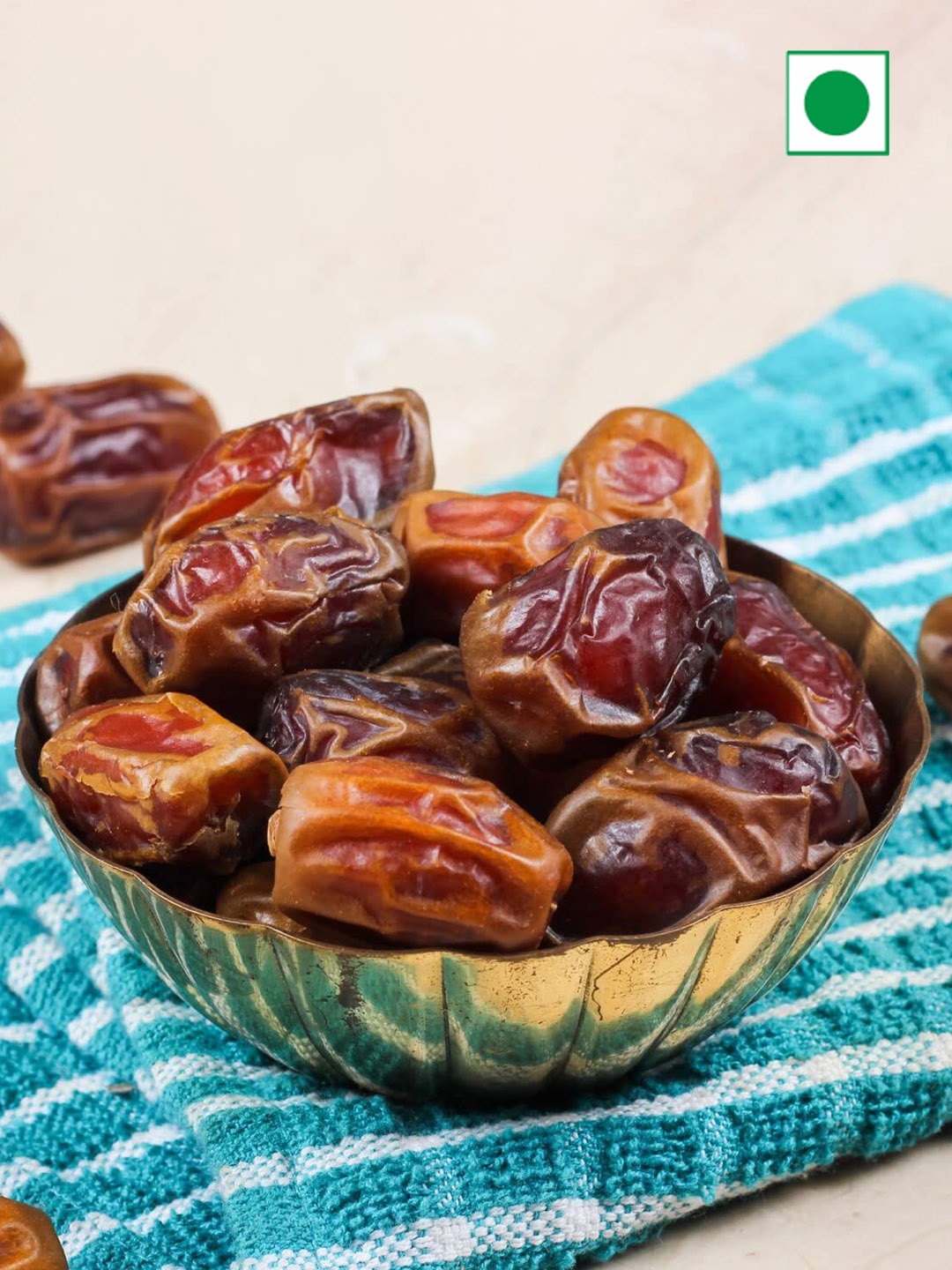 

URBAN PLATTER Saudi Arabian Rabia Dates- 500g, Brown