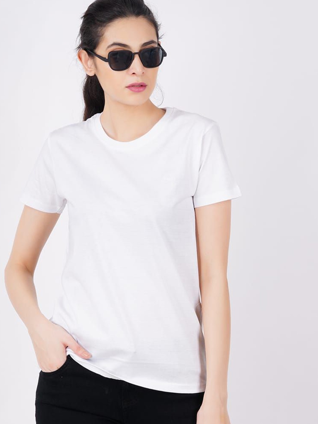 

BAESD Women Pockets T-shirt, White