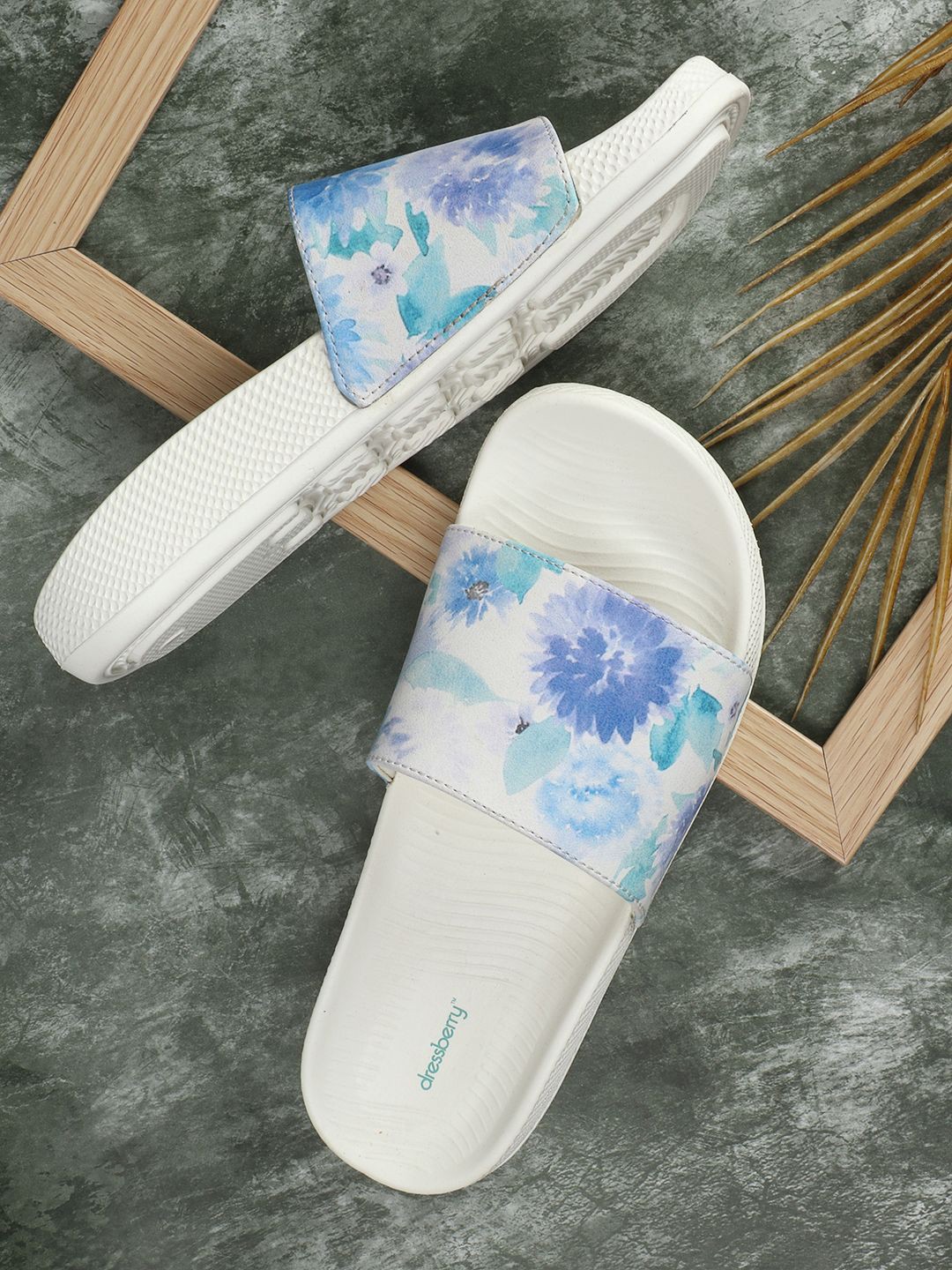 

DressBerry Women White Printed Sliders