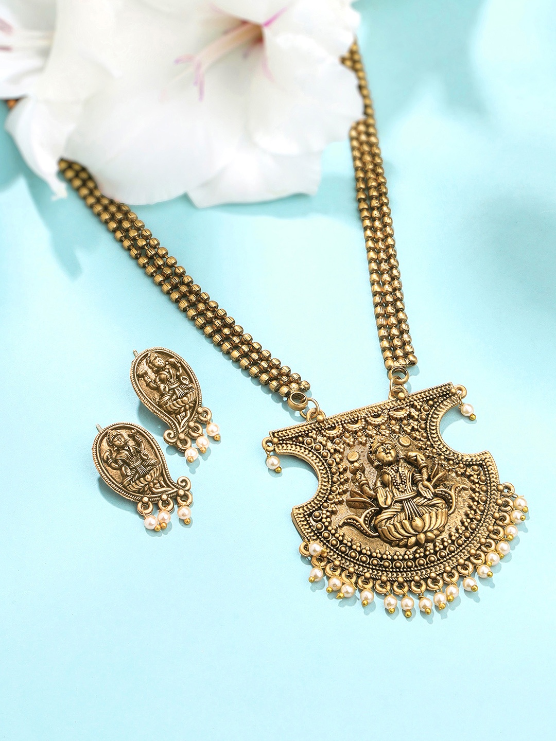 

Yellow Chimes Gold-Plated Jewellery Set