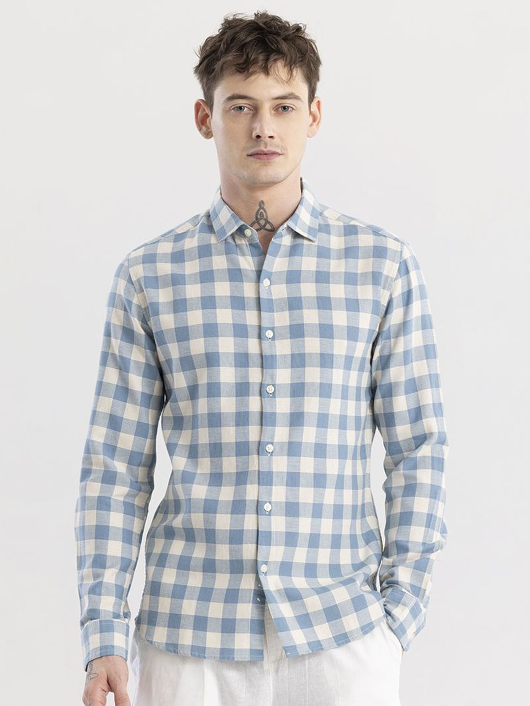 

Snitch Classic Blue Slim Fit Spread Collar Checked Cotton Casual Shirt