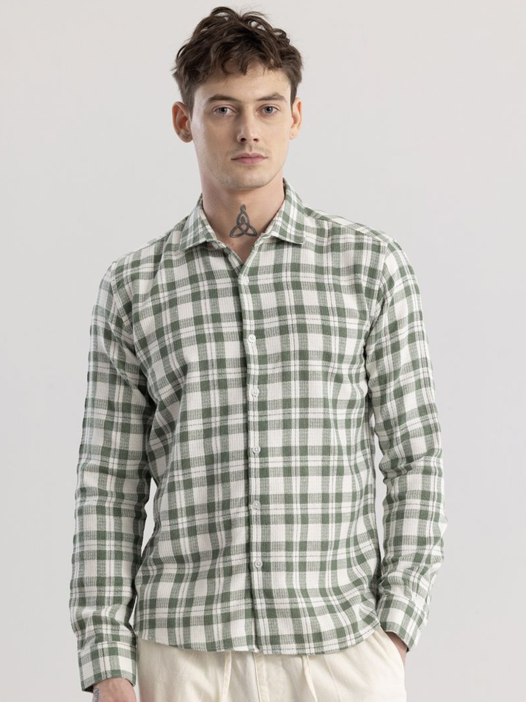 

Snitch Green & White Tartan Checks Checked Classic Slim Fit Cotton Casual Shirt