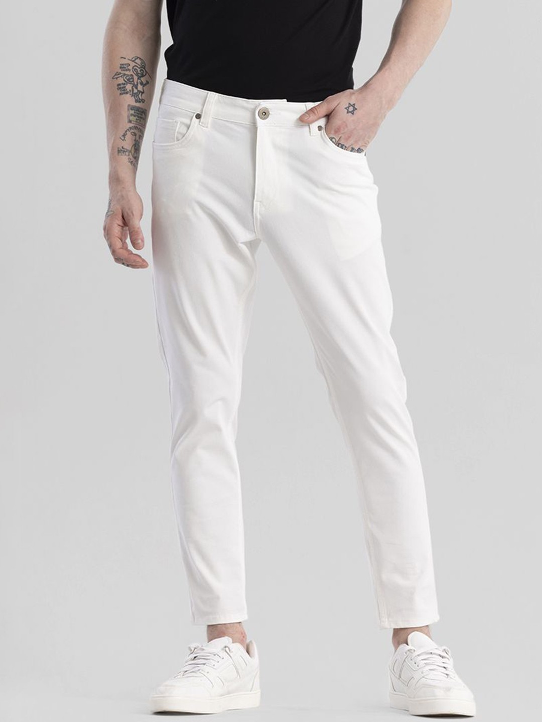 

Snitch Men White Jean Slim Fit Mid-Rise Clean Look Stretchable Cotton Jeans