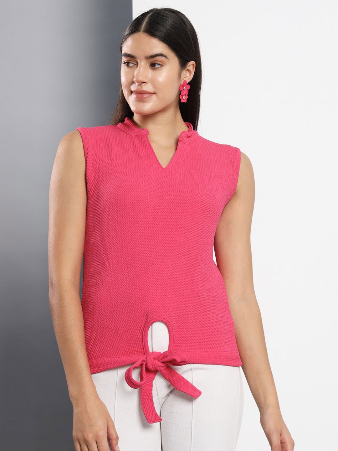 

Q-rious Mandarin Collar Sleeveless Top, Magenta