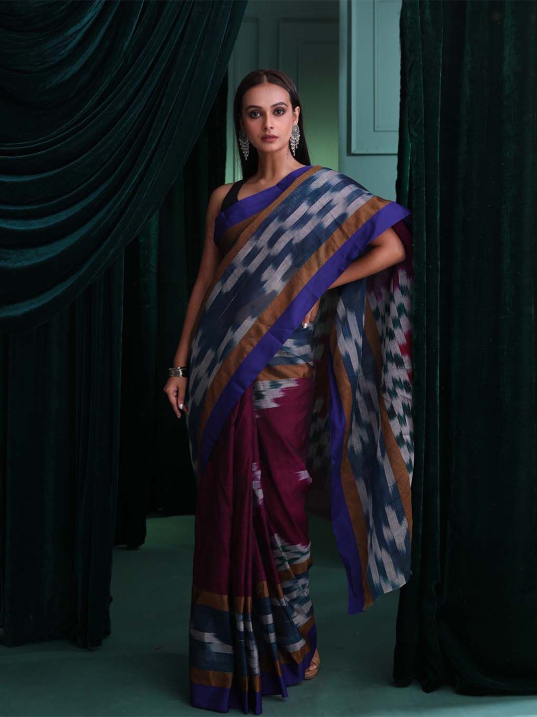

Indethnic Ikat Pure Cotton Saree, Purple