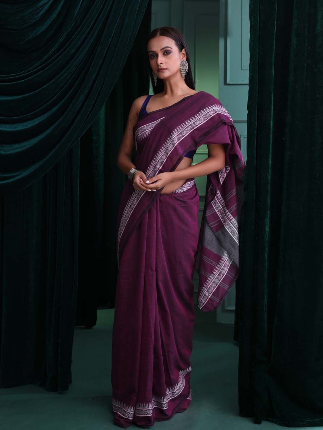 

Indethnic Pure Cotton Taant Saree, Purple