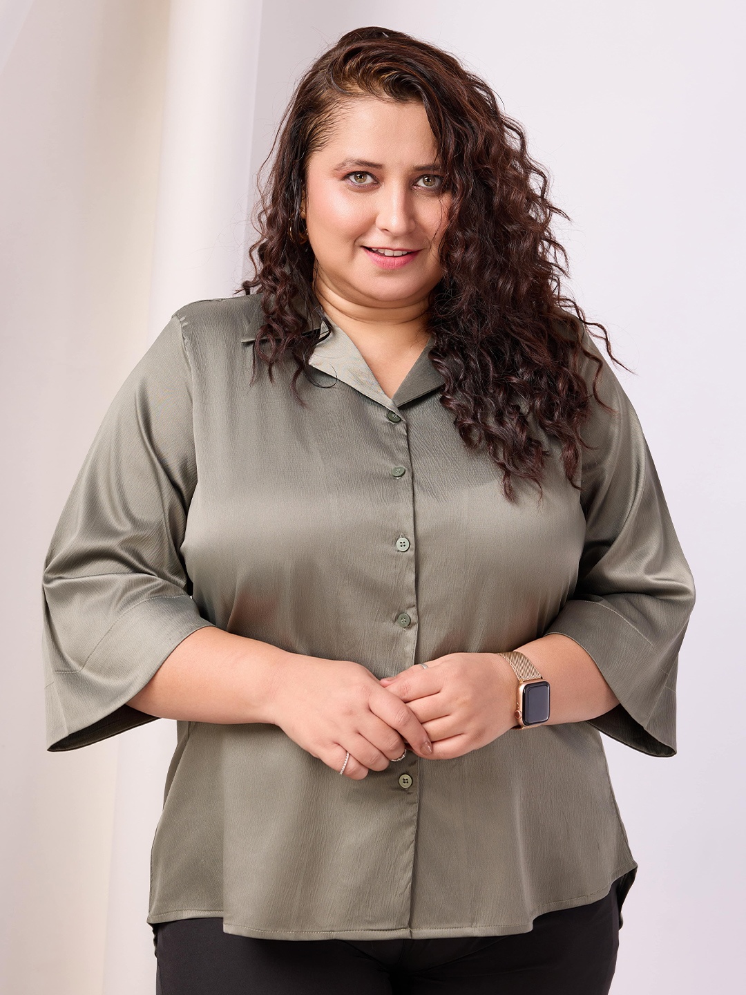 

RACHNA Plus Size Standard Spread Collar Satin Casual Shirt, Green