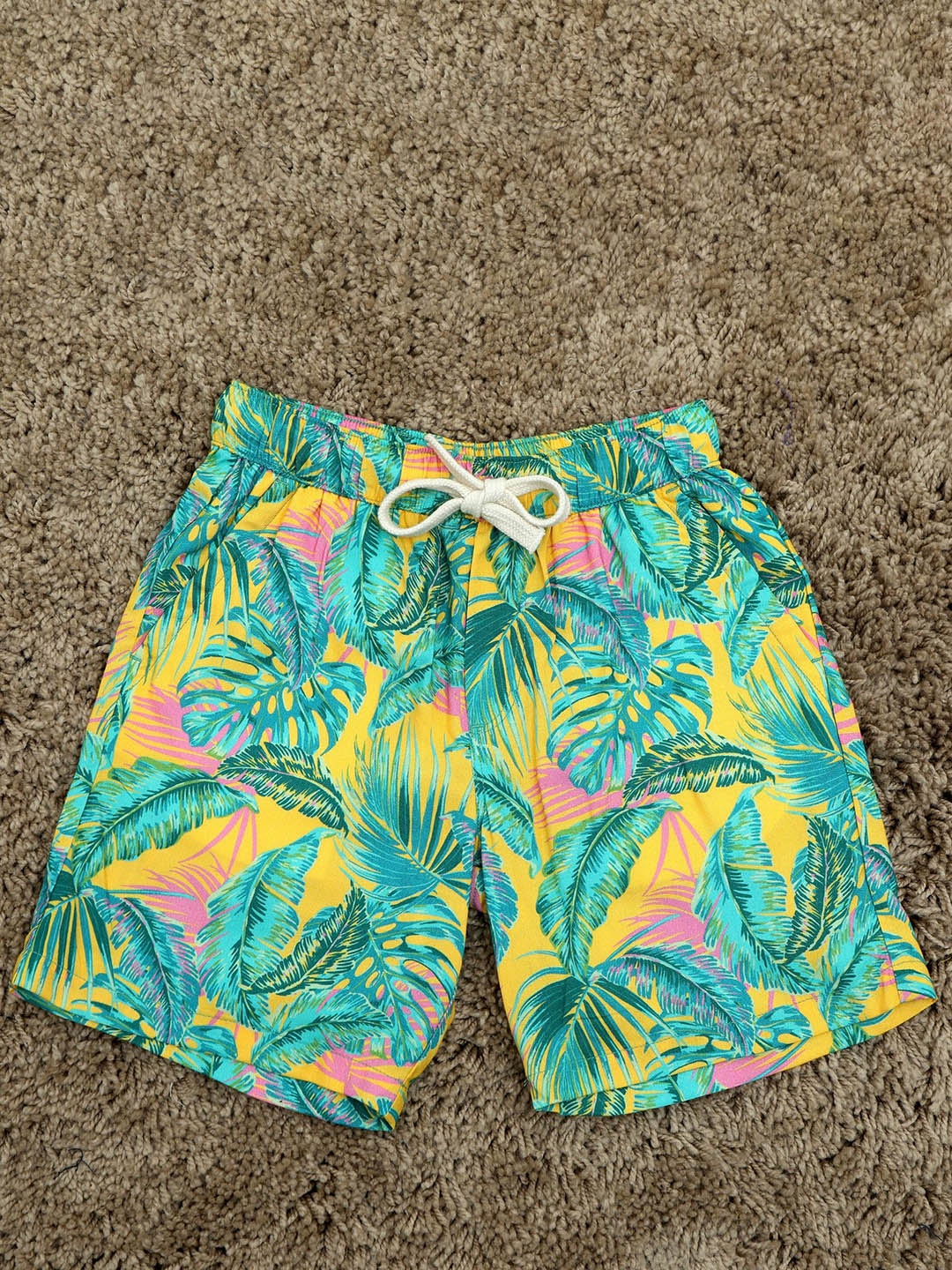 

The Lion and The Fish Boys Relaxed Fit Hawaiian Tropical Short, Yellow