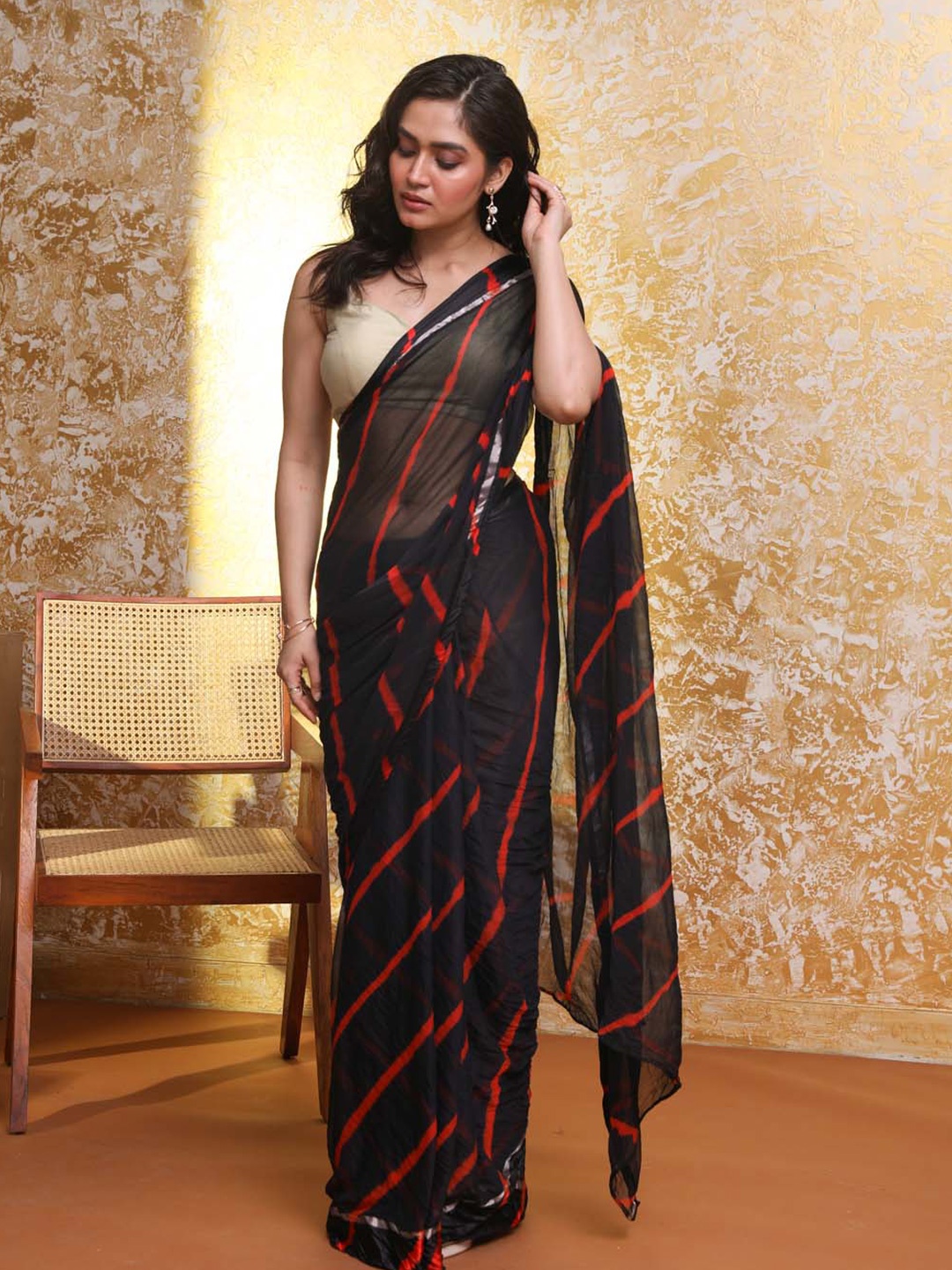 

Saranee Printed Leheriya Saree, Black