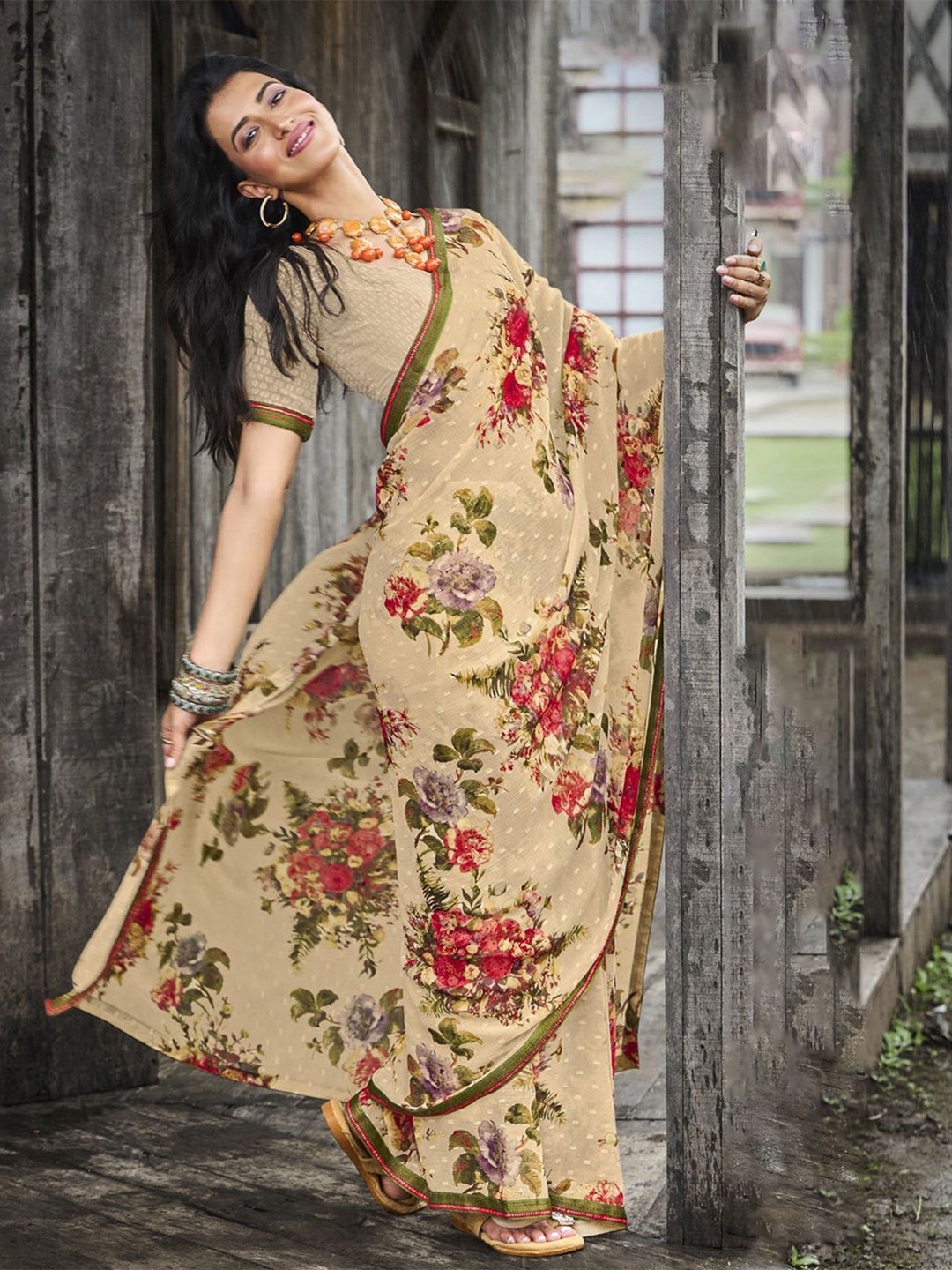 

Laxmipati Floral Mukaish Saree, Beige