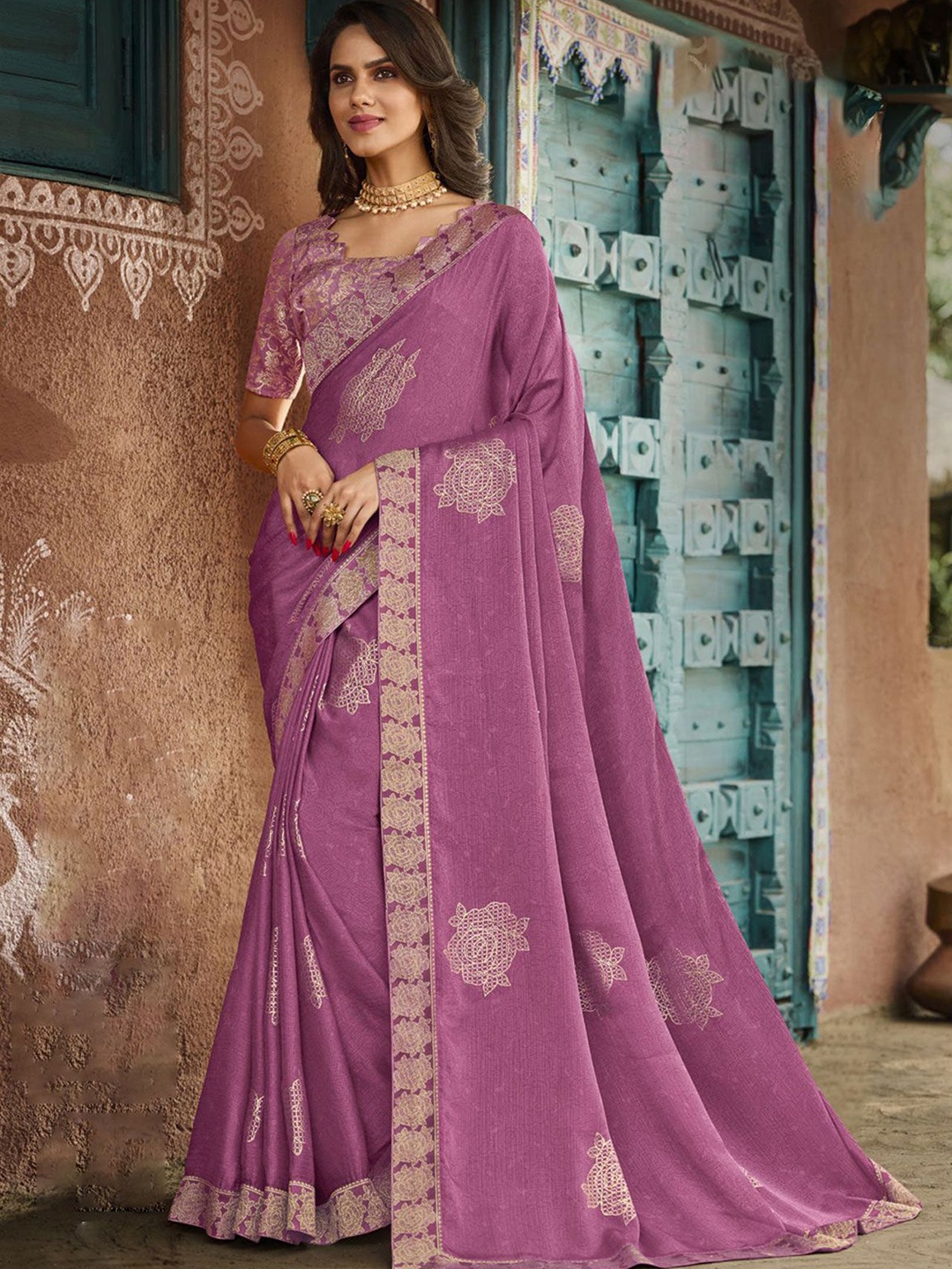 

Laxmipati Embellished Zari Saree, Pink