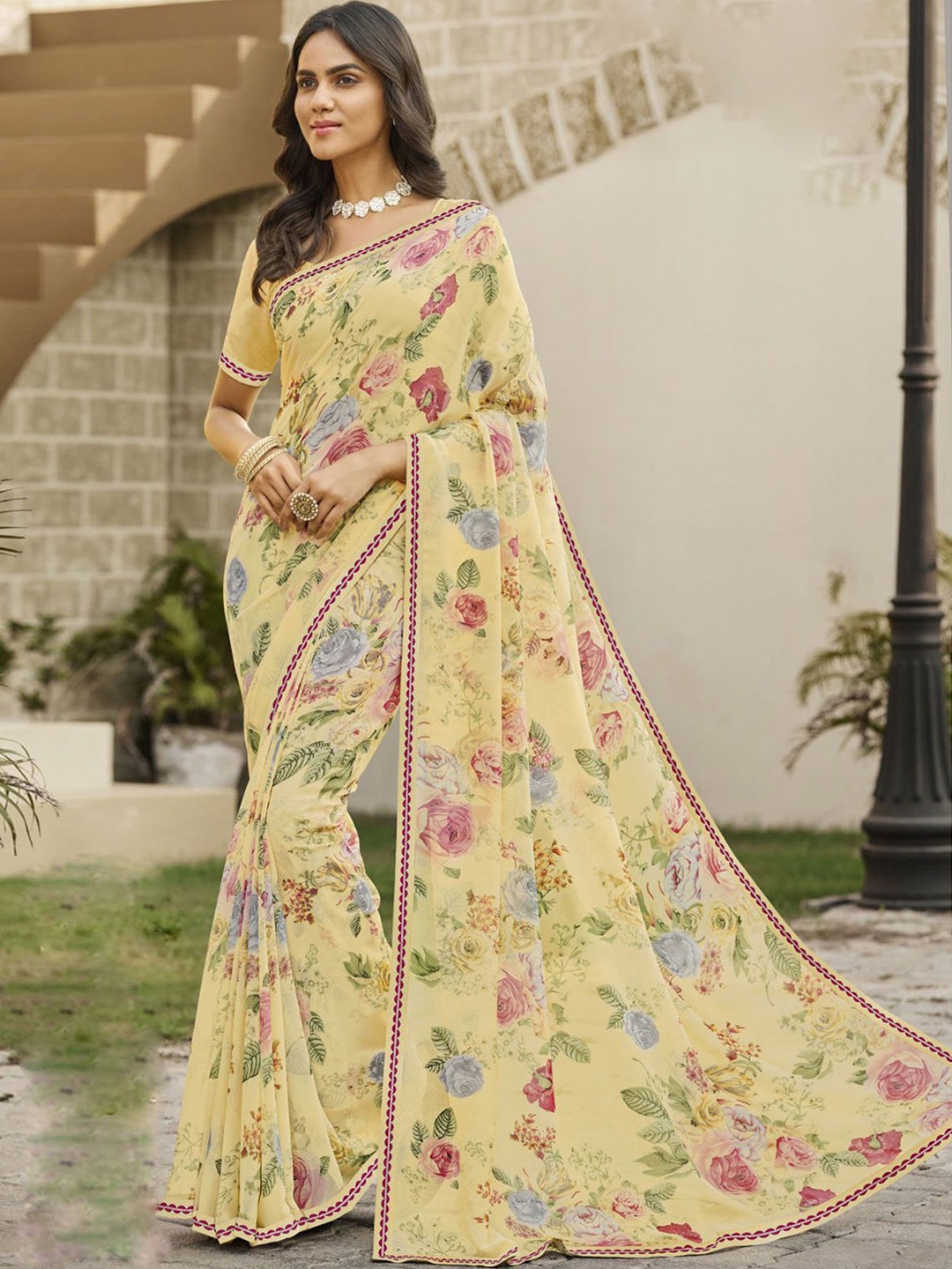 

Laxmipati Floral Saree, Yellow
