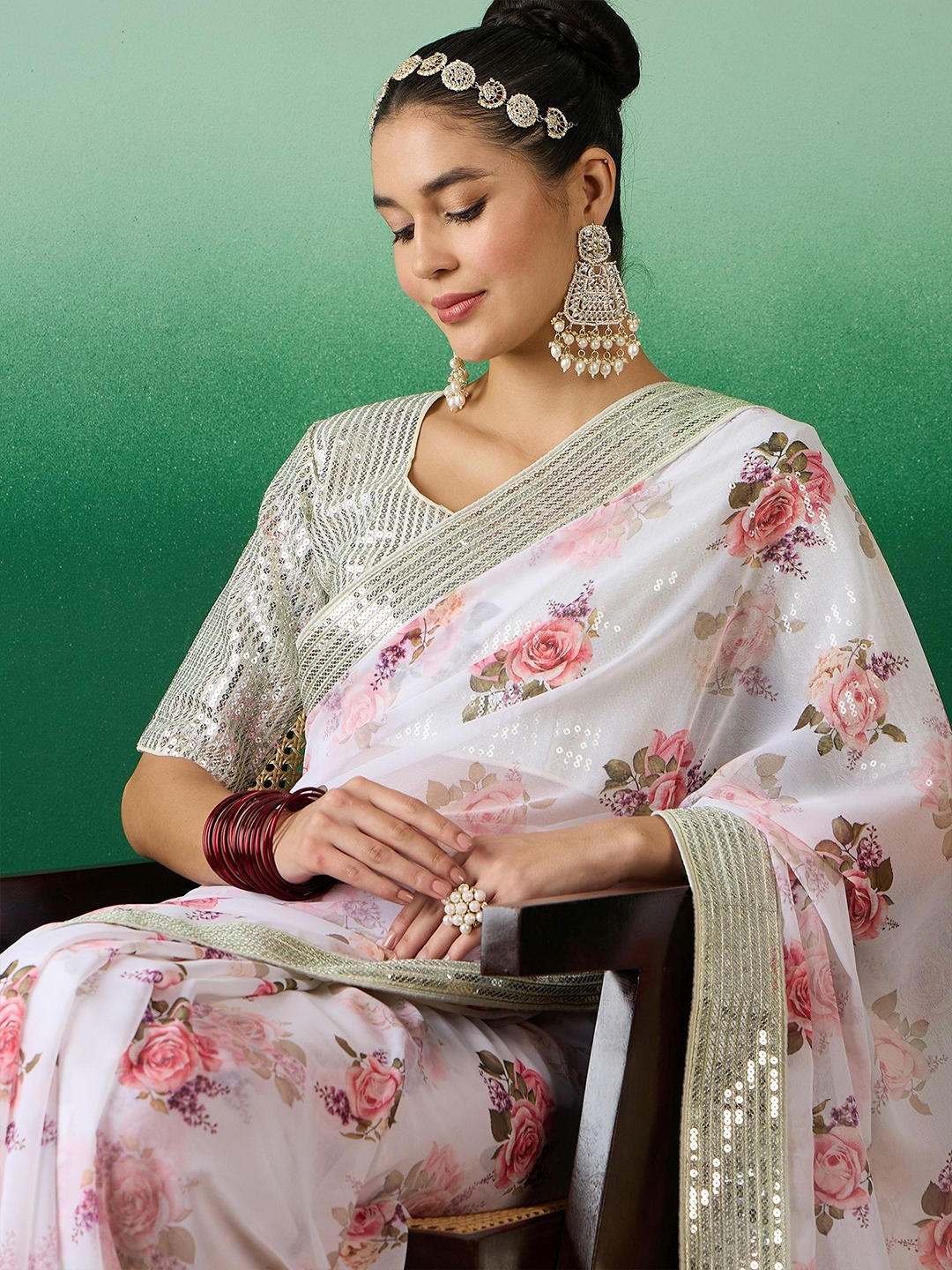 

Sangria Floral Sequinned Pure Georgette Sarees, White
