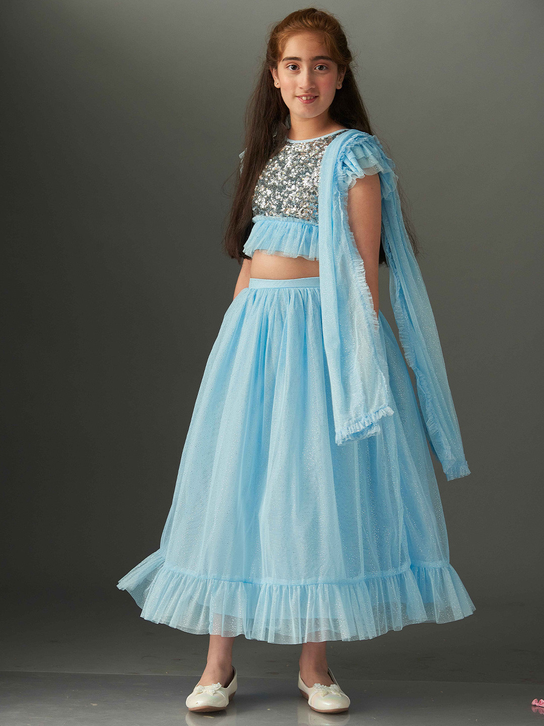

KidsDew Girls Round Neck Flutter Sleeves Net Lehnga Choli with Dupatta, Blue