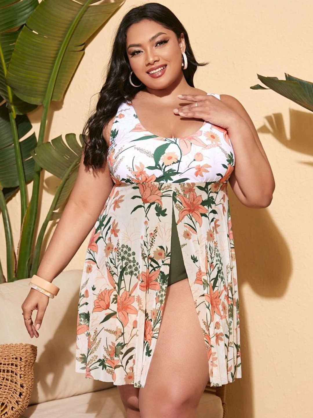 

Plus Curvves Floral Printed Swimsuit, White