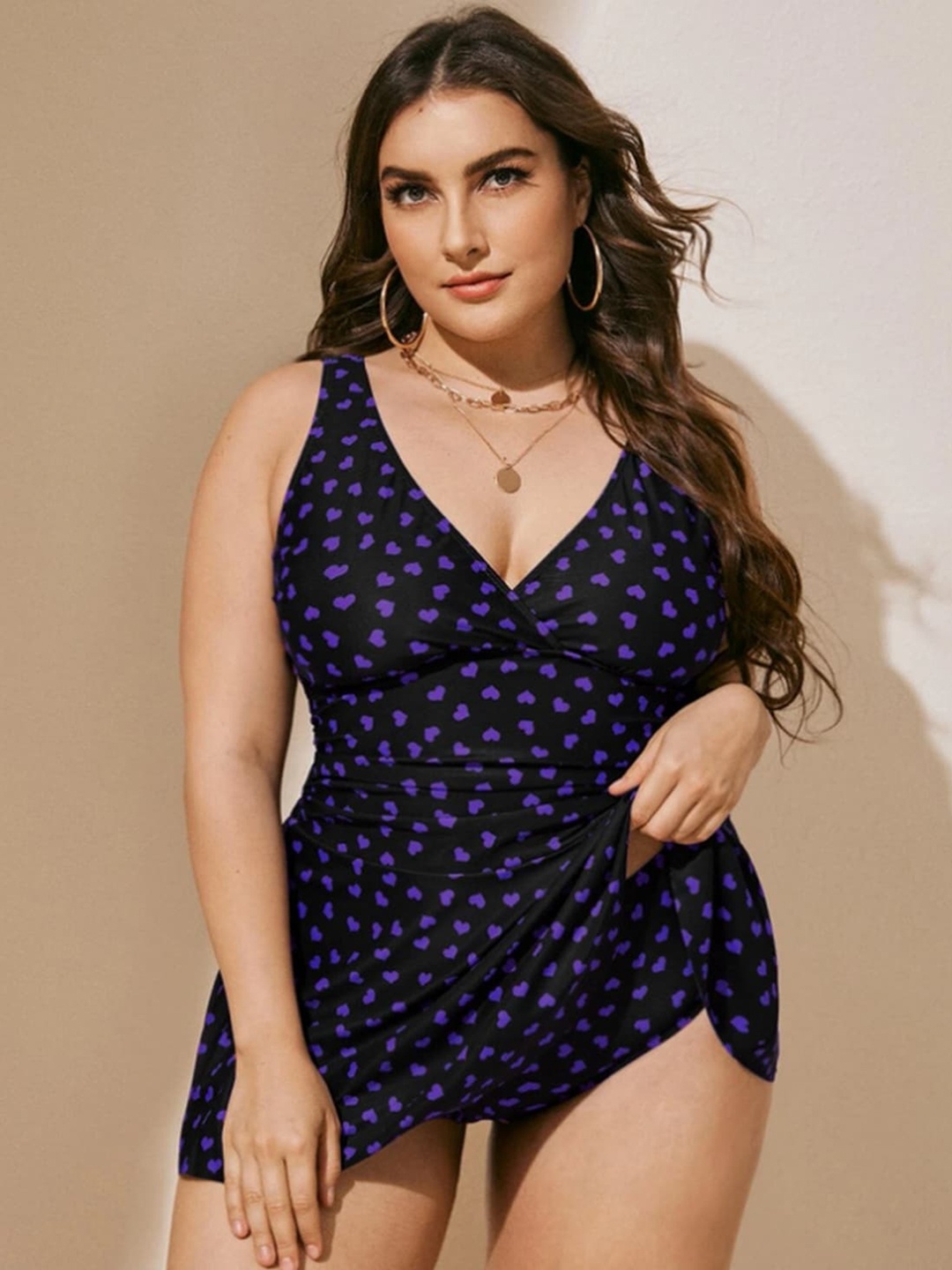 

Plus Curvves Heart Printed V Neck Swim Dress, Black