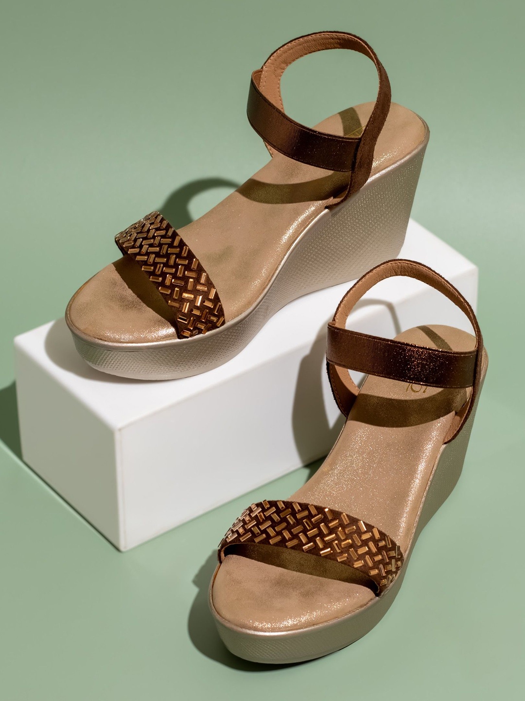 

Inc 5 Textured Open Toe Wedge Heels, Gold