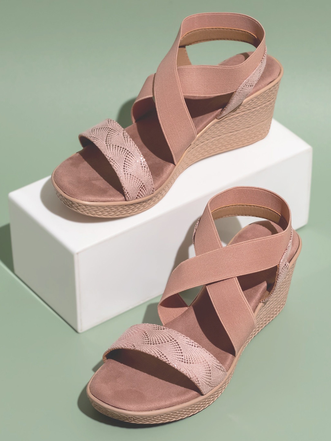 

Inc 5 Textured Open Toe Wedge Heels, Peach