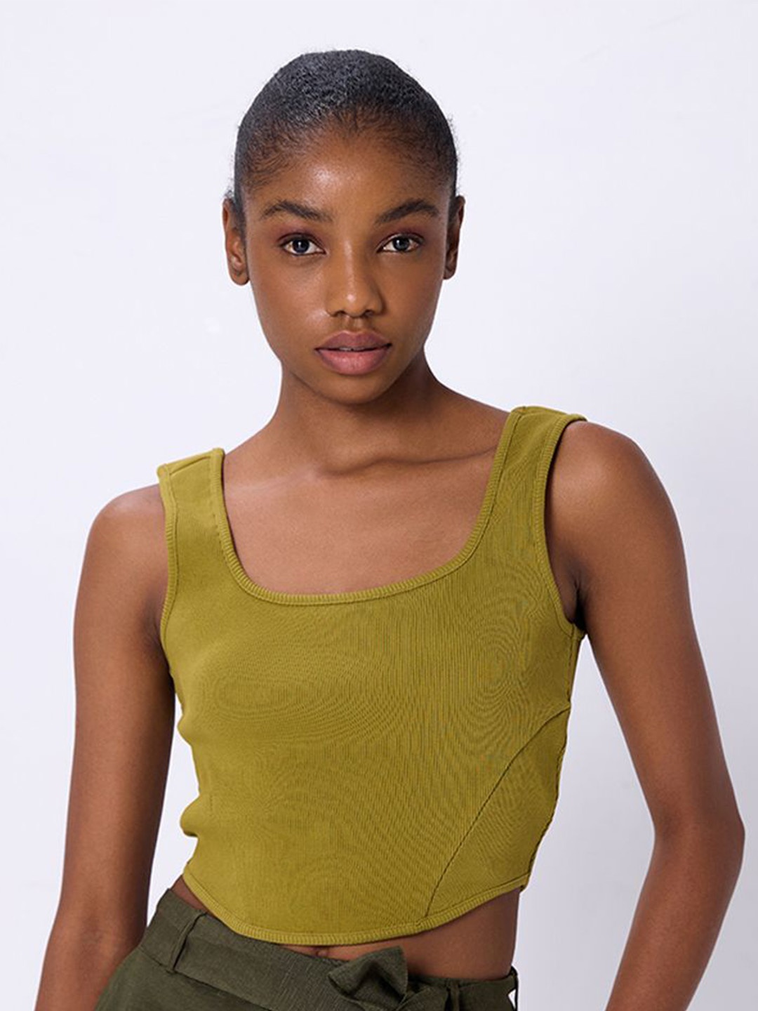 

COVER STORY Scoop Neck Sleeveless Solid Cotton Top, Olive