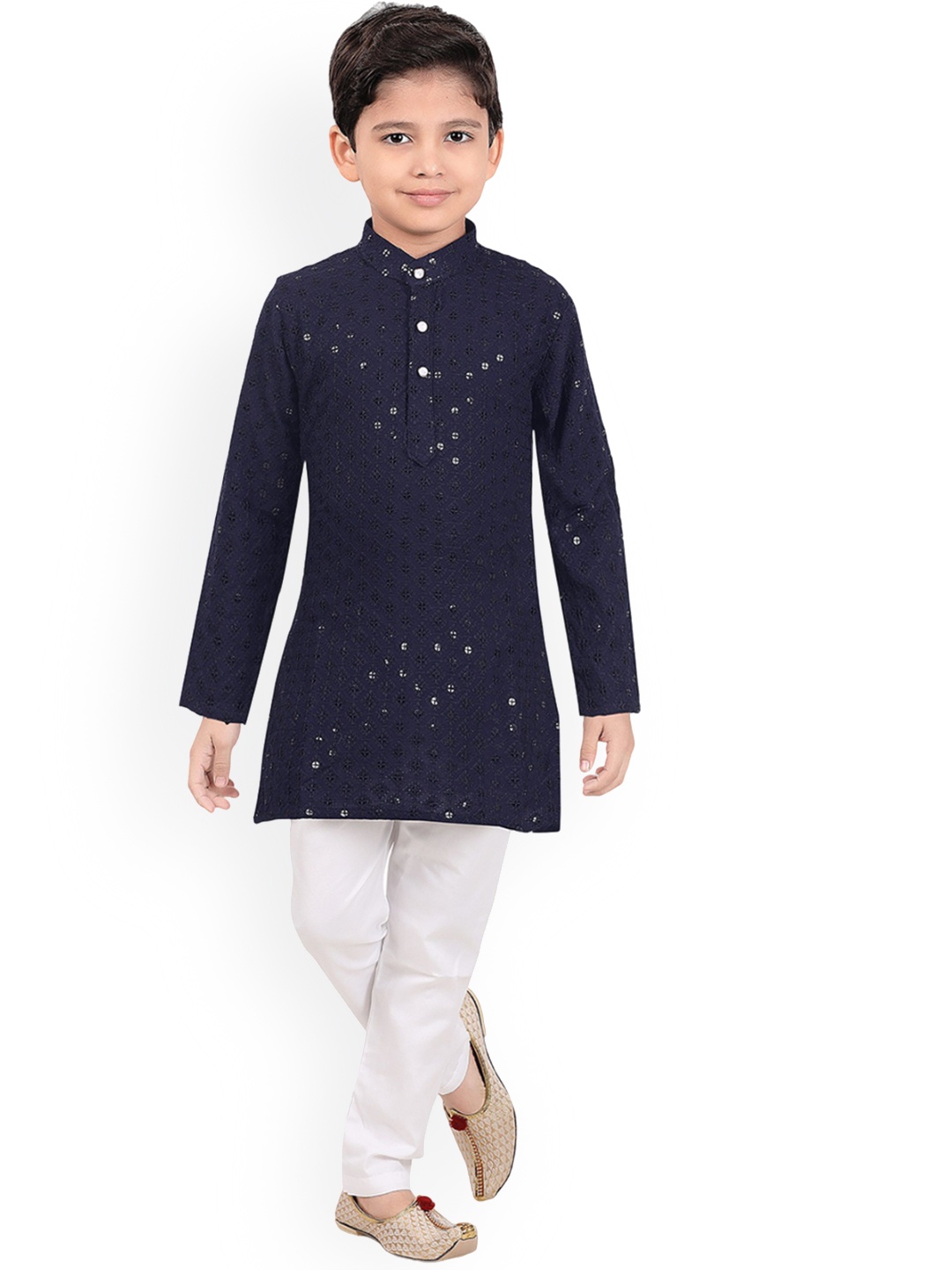 

BAESD Boys Ethnic Motifs Embroidered Mandarin Collar Sequinned Kurta with Pyjamas, Navy blue