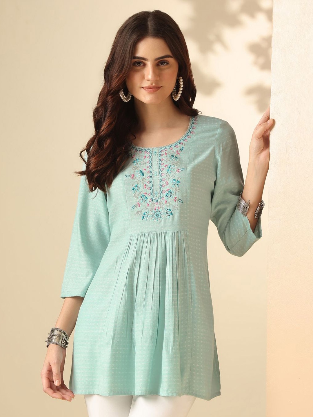 

Anouk Embroidered Round Neck A-line Top, Sea green