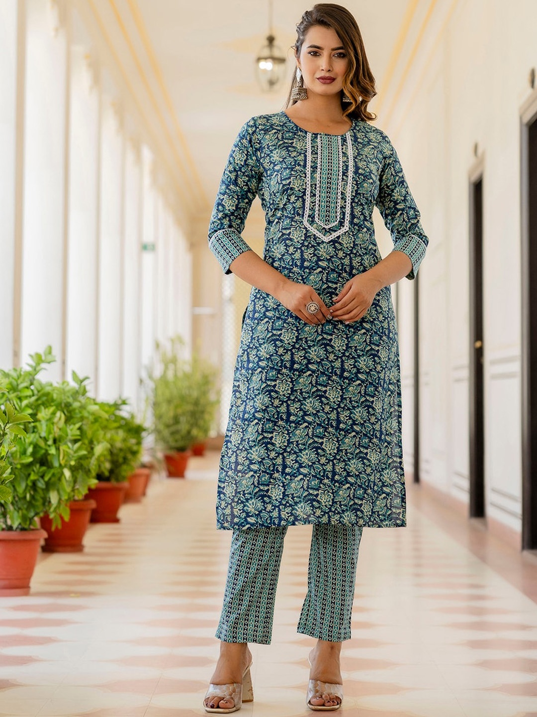 

antaran Ethnic Printed Round Neck Pure Cotton Straight Kurta with Trousers, Blue