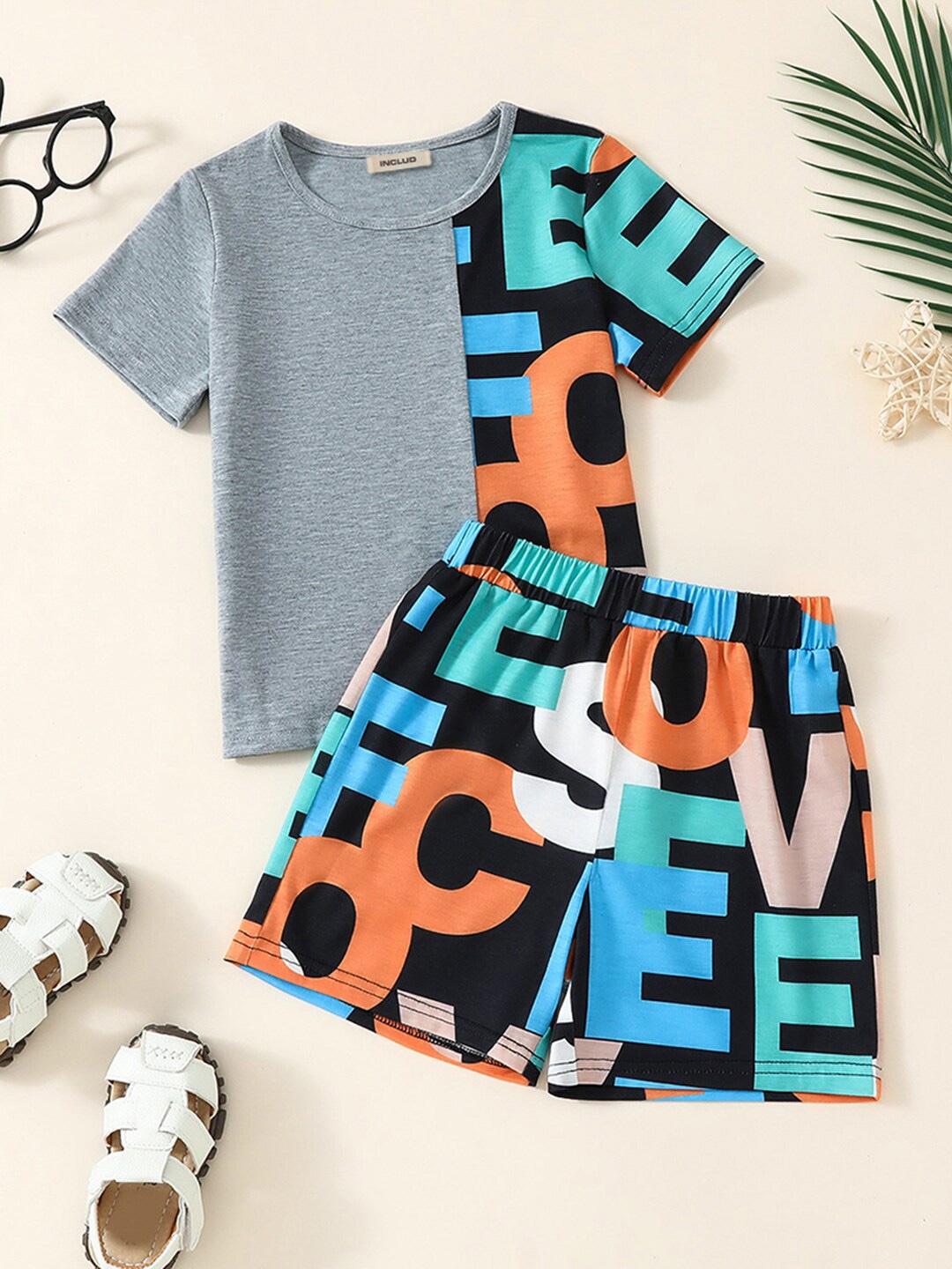 

INCLUD Girls Printed T-shirt with Shorts, Grey