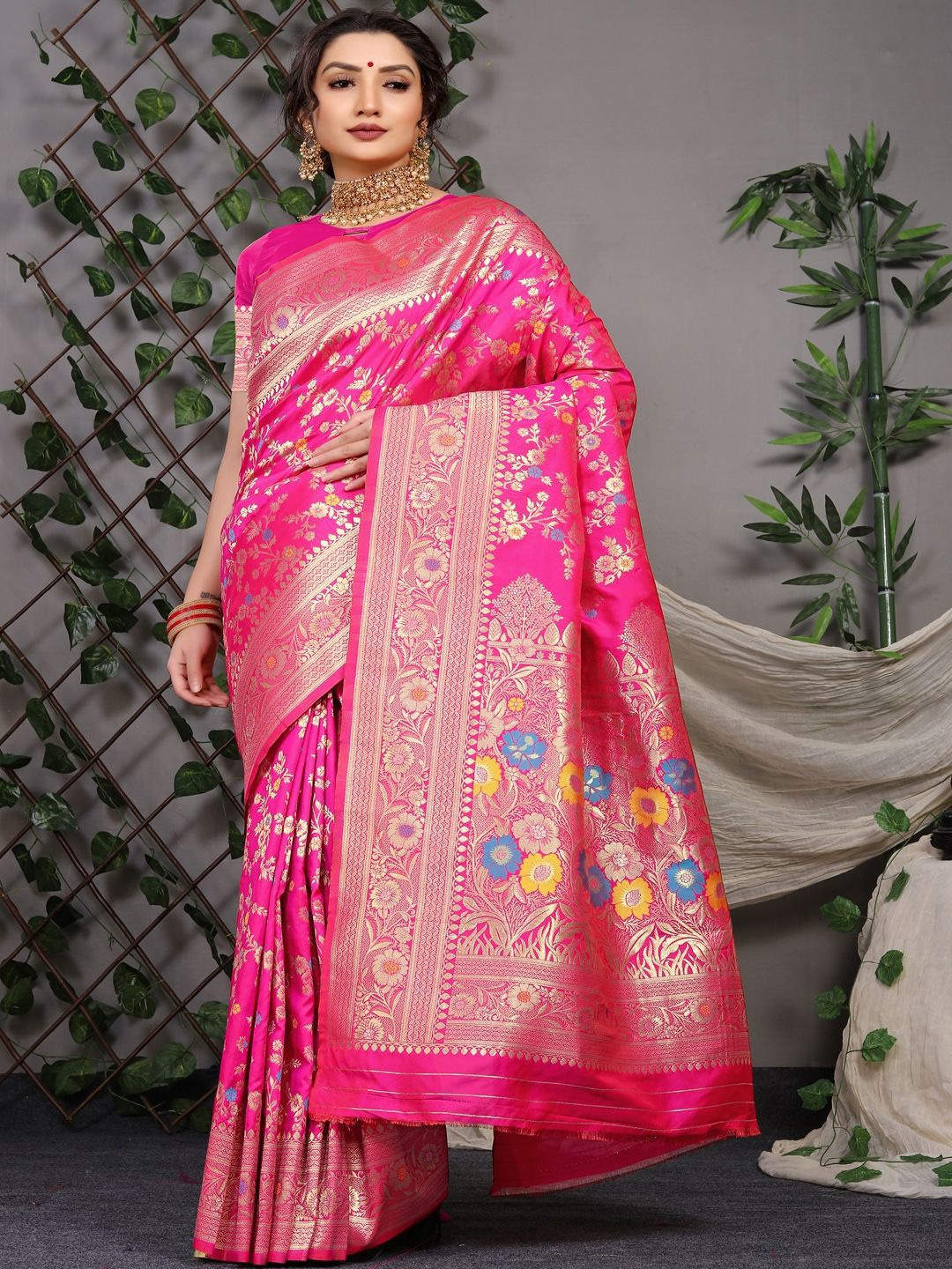 

SGF11 Ethnic Motifs Zari Kanjeevaram Saree, Pink