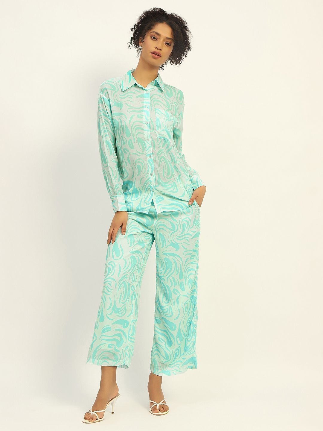 

Madame Printed Shirt Collar Shirt with Trousers, Green