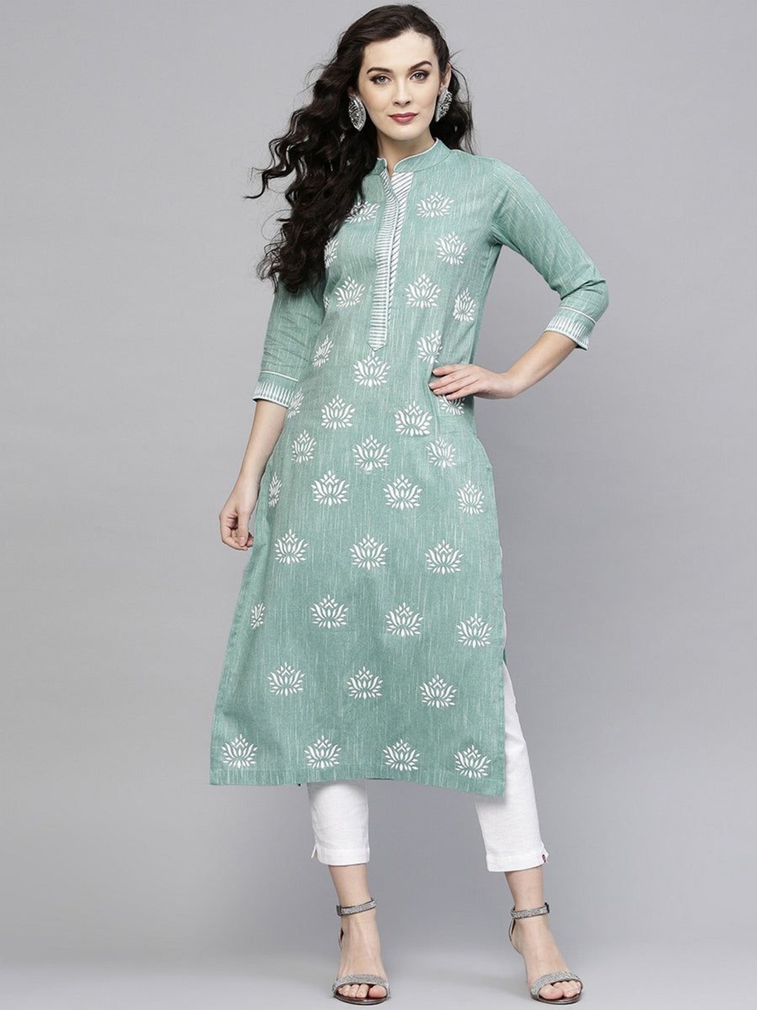 

Pannkh Mandarin Collar Ethnic Printed Straight Kurta, Green