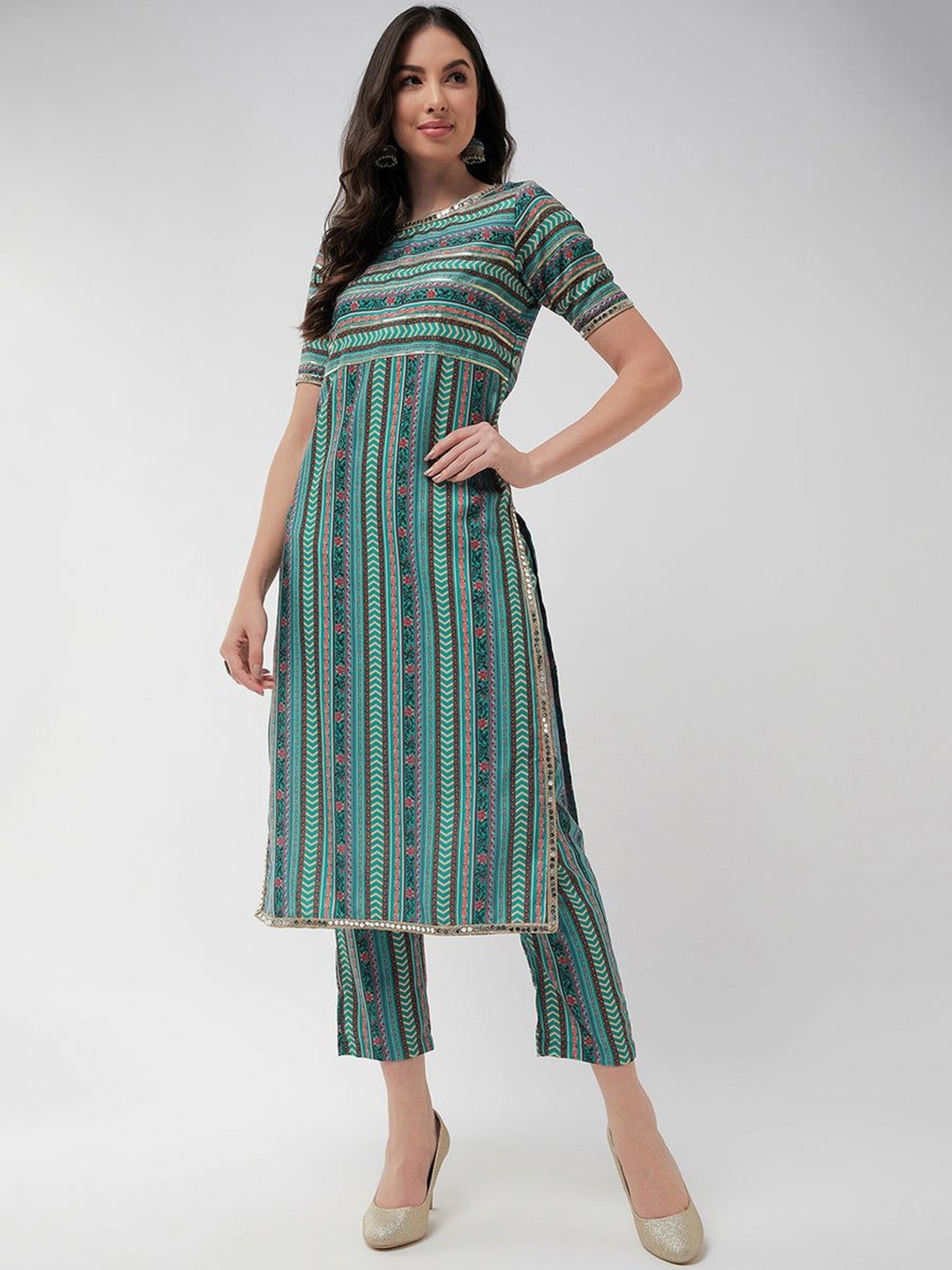 

Pannkh Round Neck Short Sleeves Striped Straight Kurta, Green