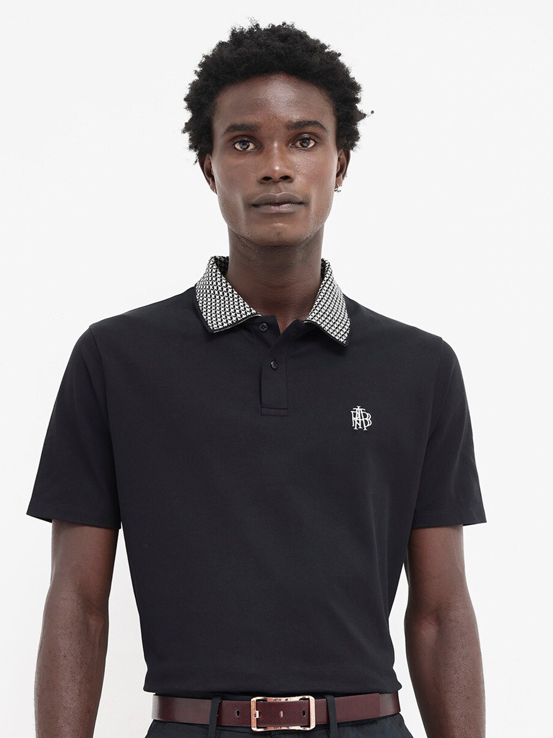 

RARE RABBIT Men Booth Embroidered Solid Polo Collar T-Shirt, Black