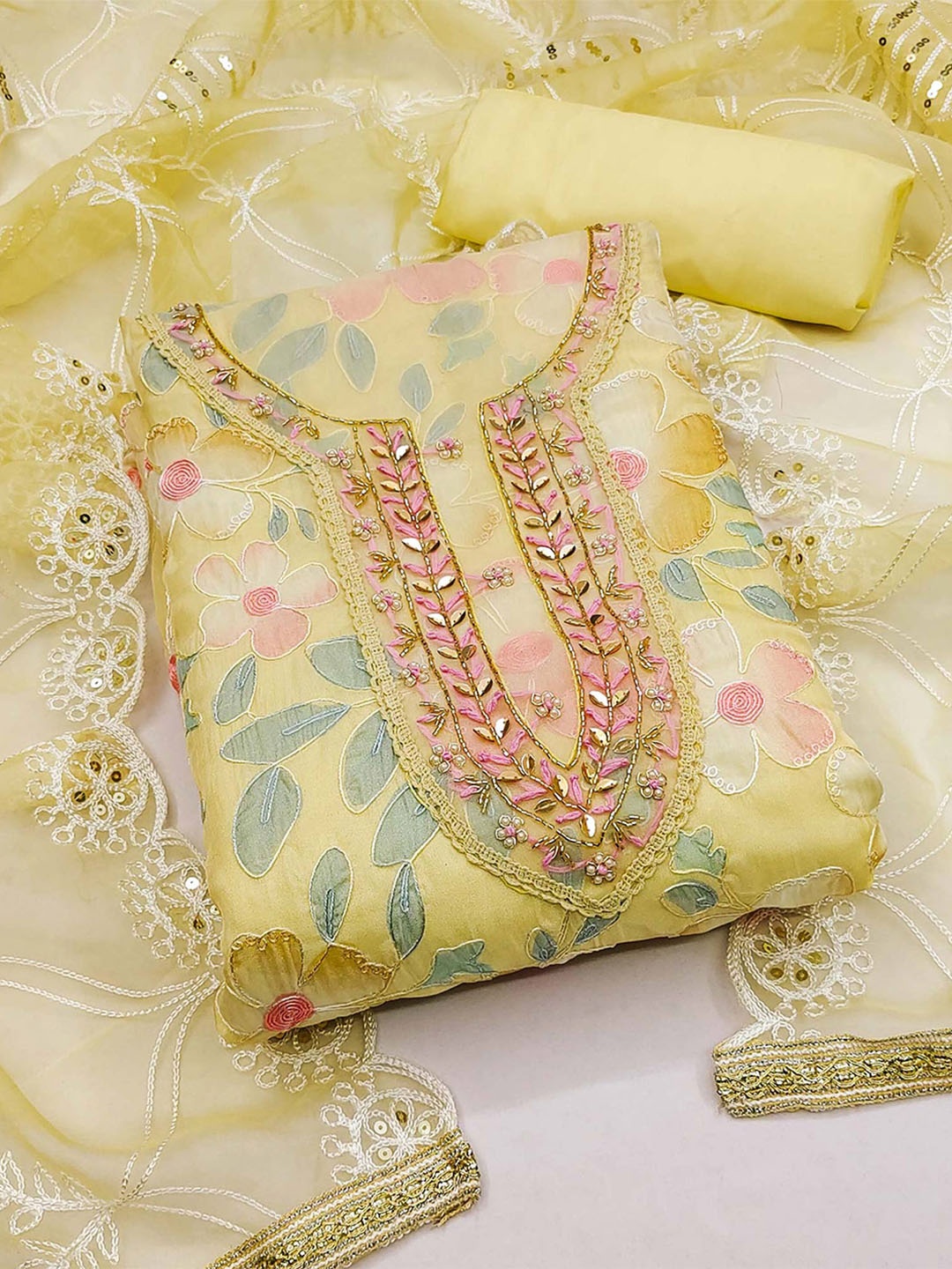 

Peachmode Printed Organza Unstitched Dress Material, Yellow